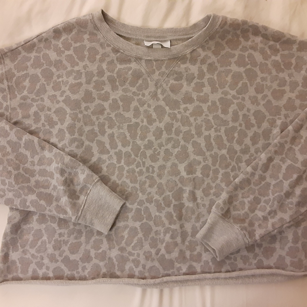 Colsie* Animal Print Cropped Sweater